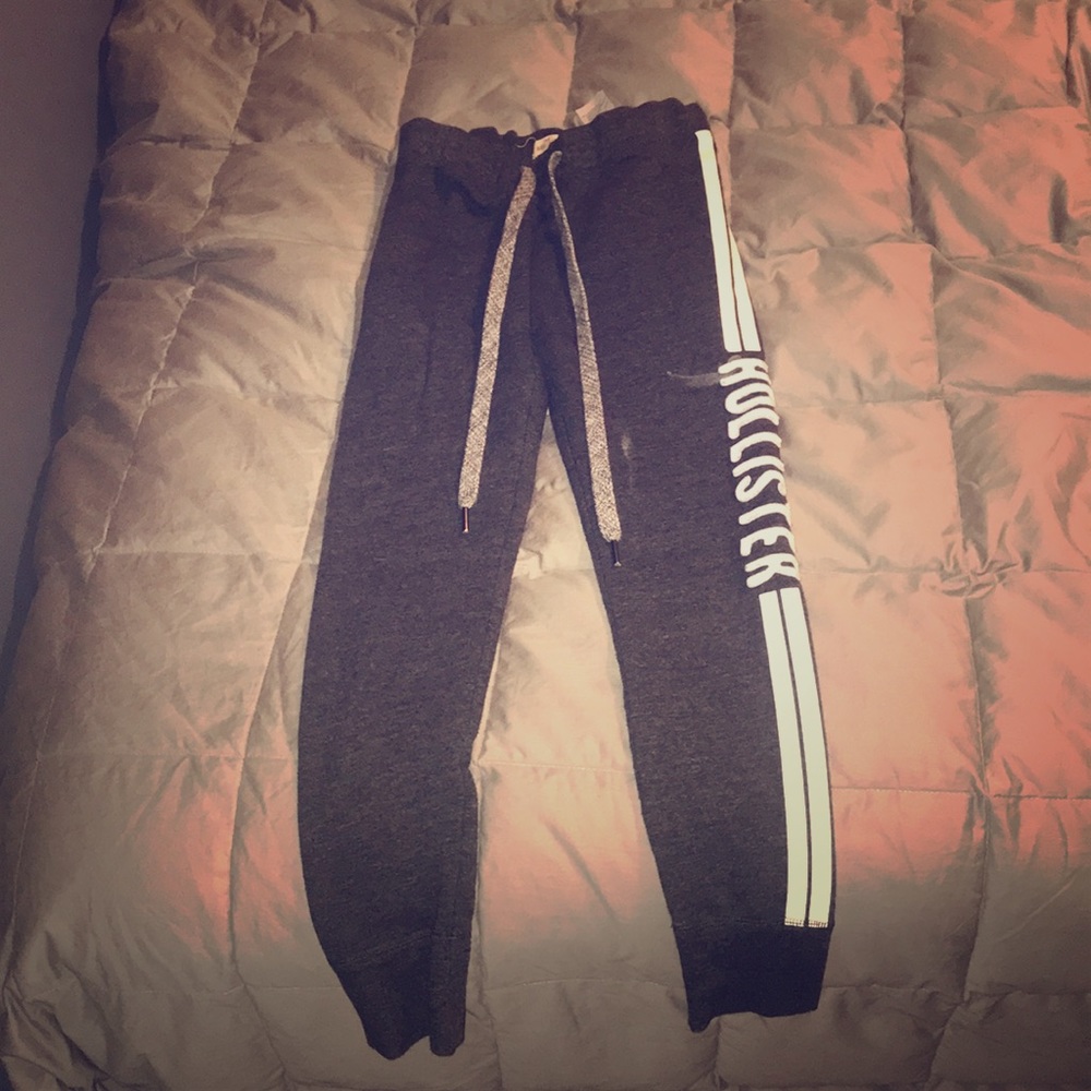 Hollister sweats